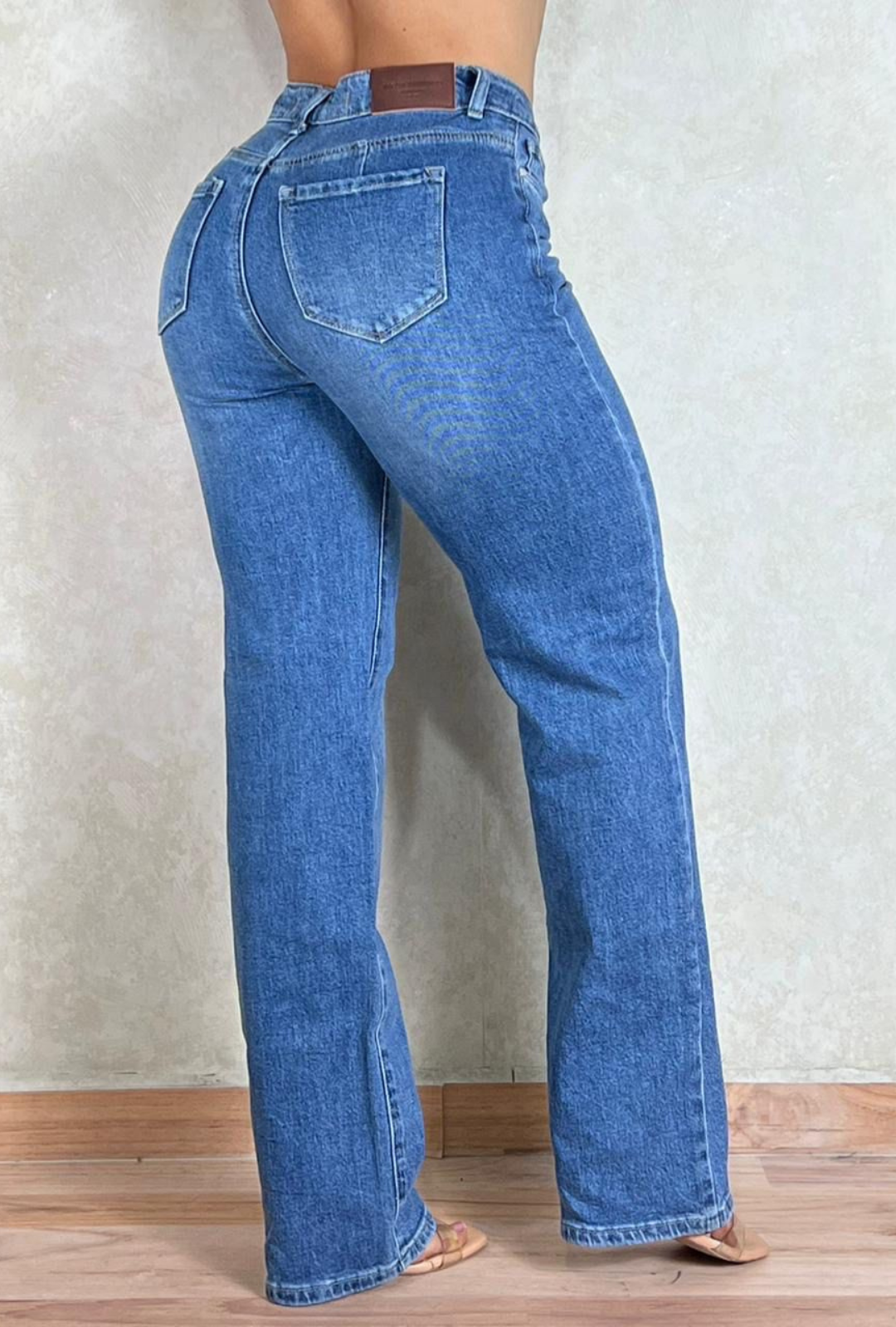 Jean Straight Azul Medio con Brillos Most Wanted