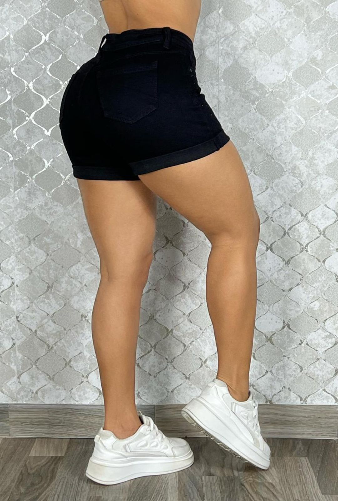 Short Negro Brillo Most Wanted