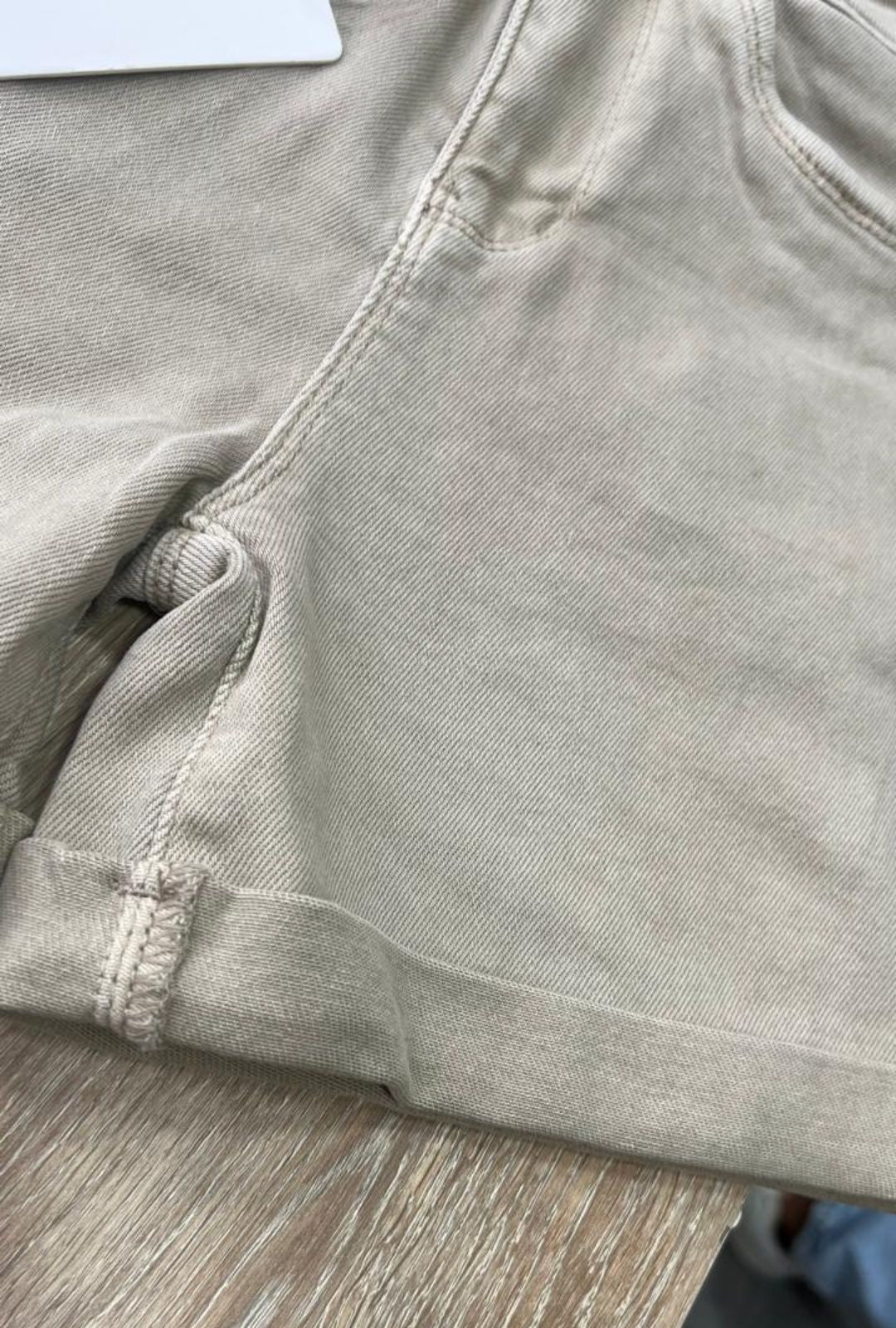 Short Caramelo Most Wanted