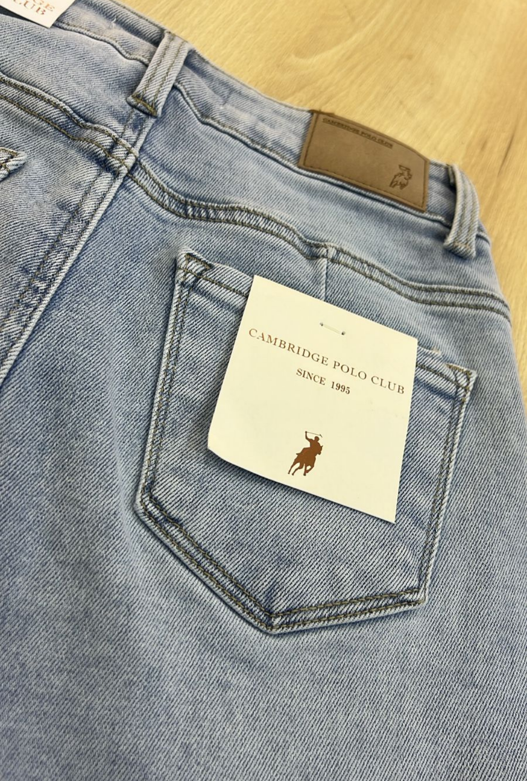 Jeans Flare Polo Club – Estilo Campana