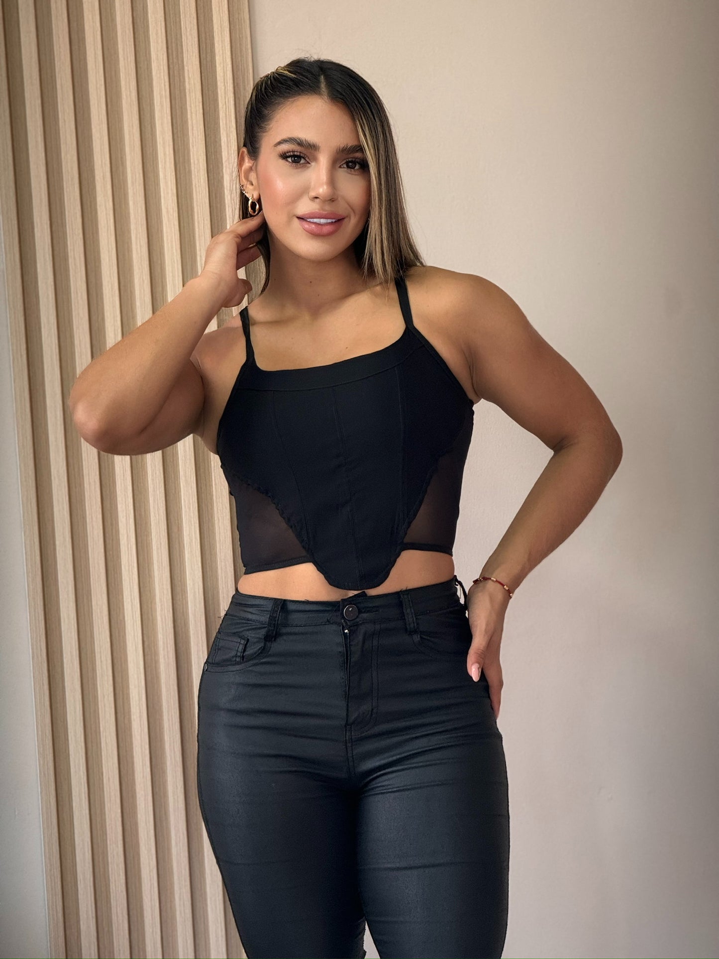 Blusa Corset Pico