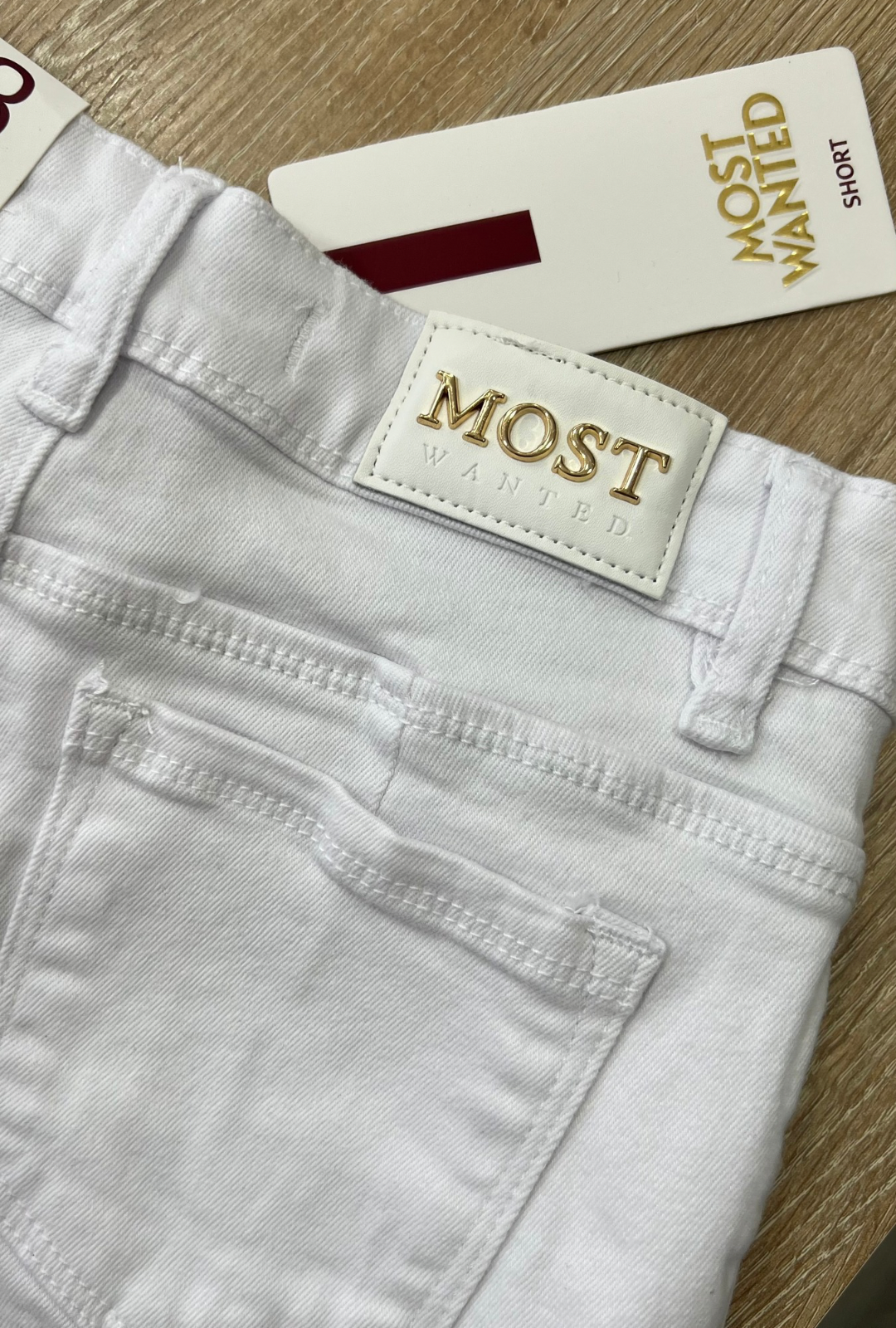 Short Clasico Blanco Most Wanted