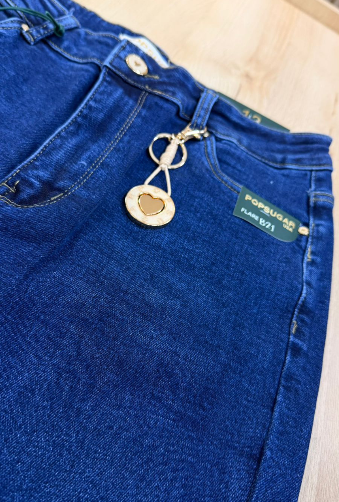 Jeans Flare Azul Oscuro POPSUGAR