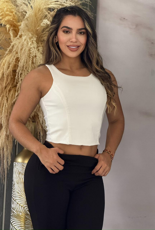 Blusa Básica Ajustada