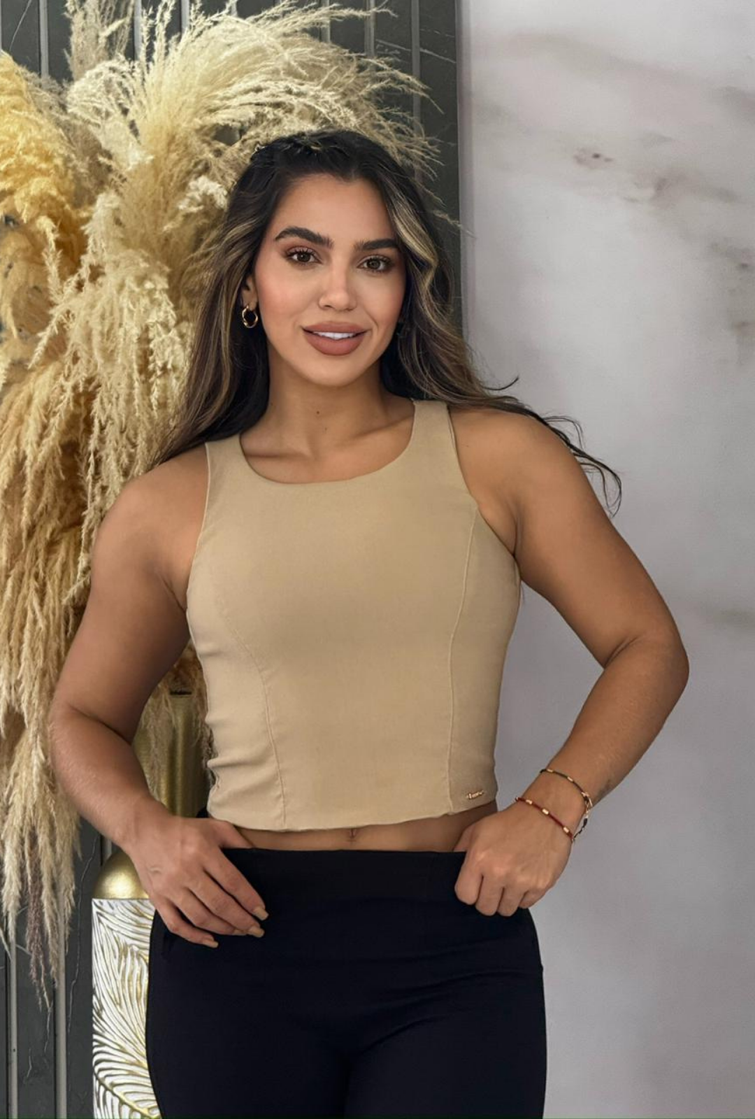 Blusa Básica Ajustada