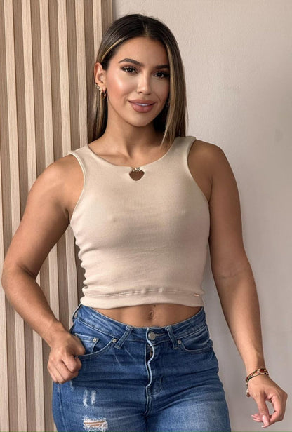 Blusa Minimal Neck