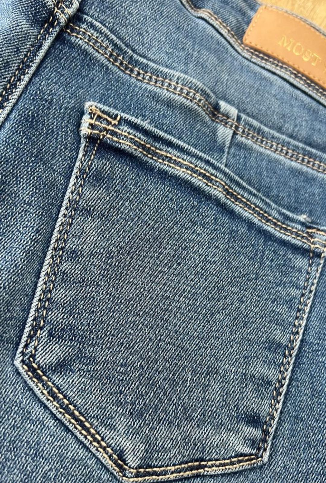 Falda Short 7 Botones Oscura Most Wanted