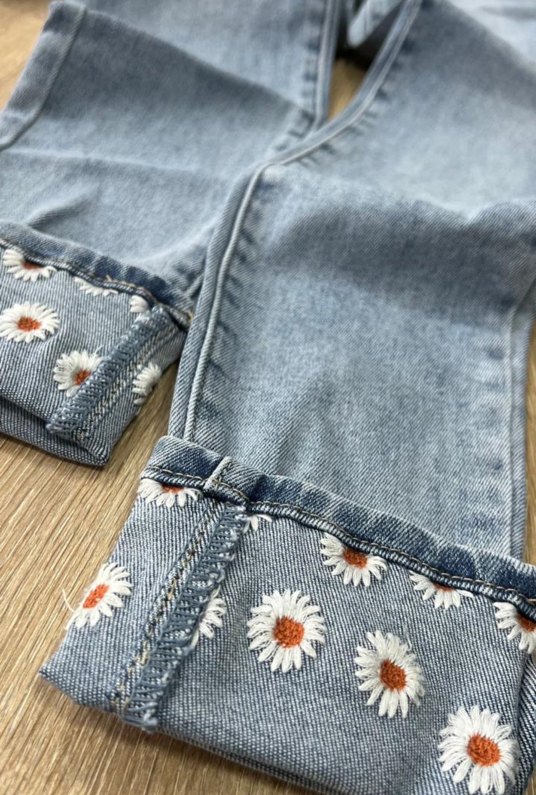 Jean Skinny Claro Flor Tejida Most Wanted