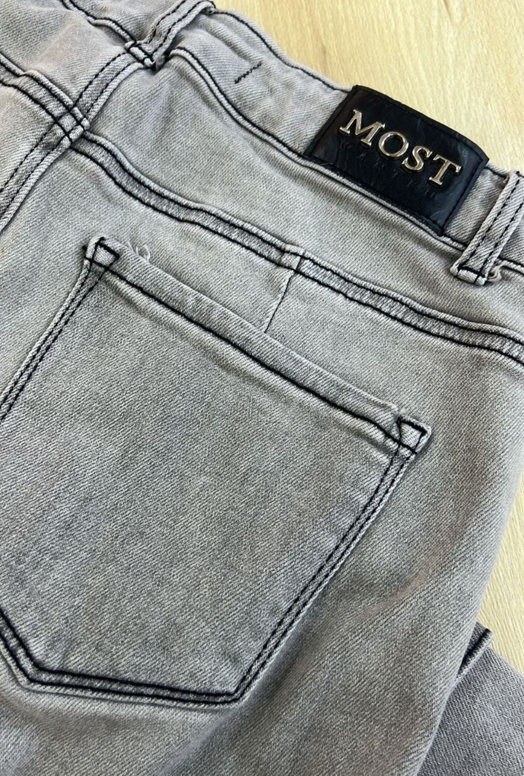 Jean Cargo Gris Most Wanted