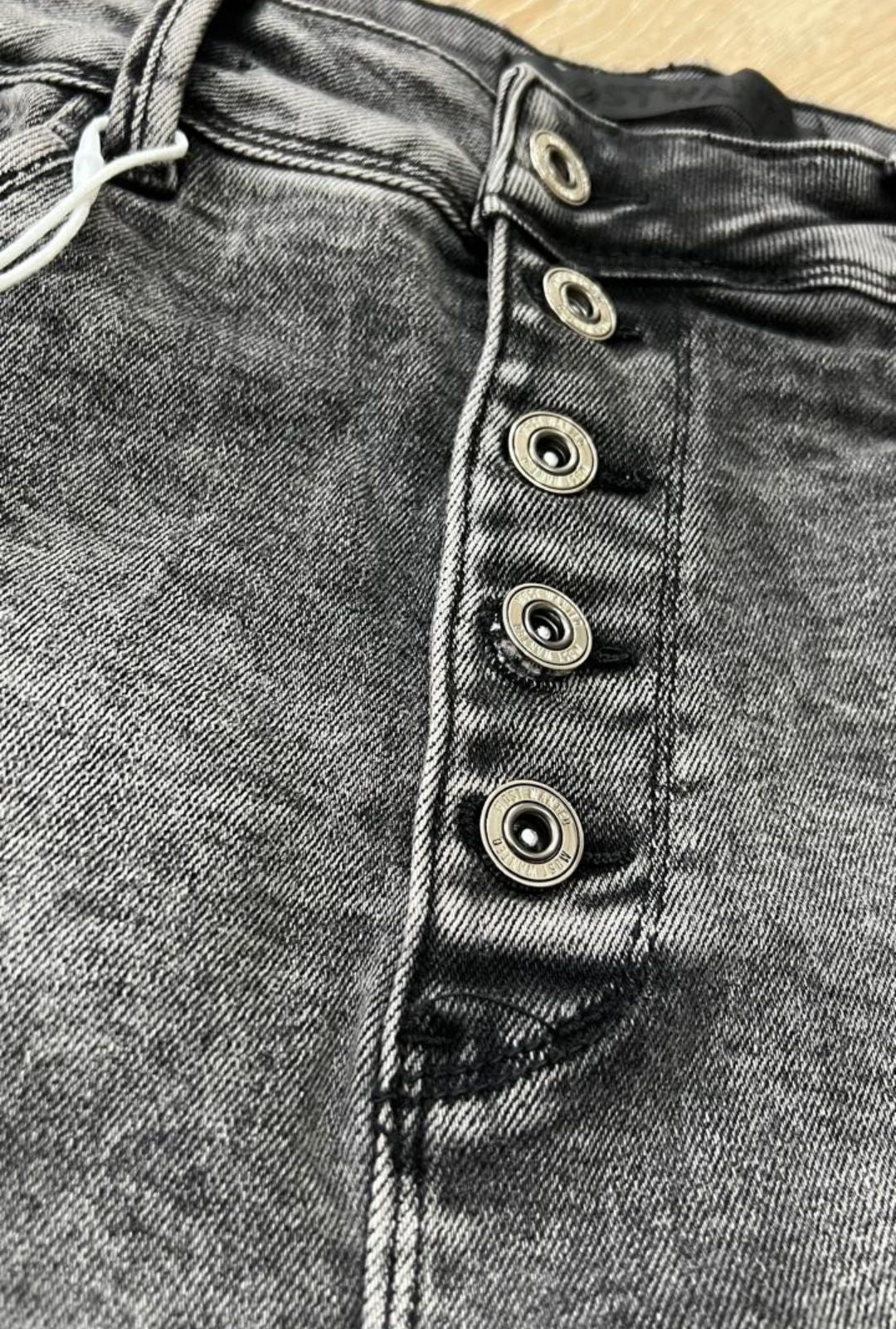 Falda Short Gris Botones Most Wanted