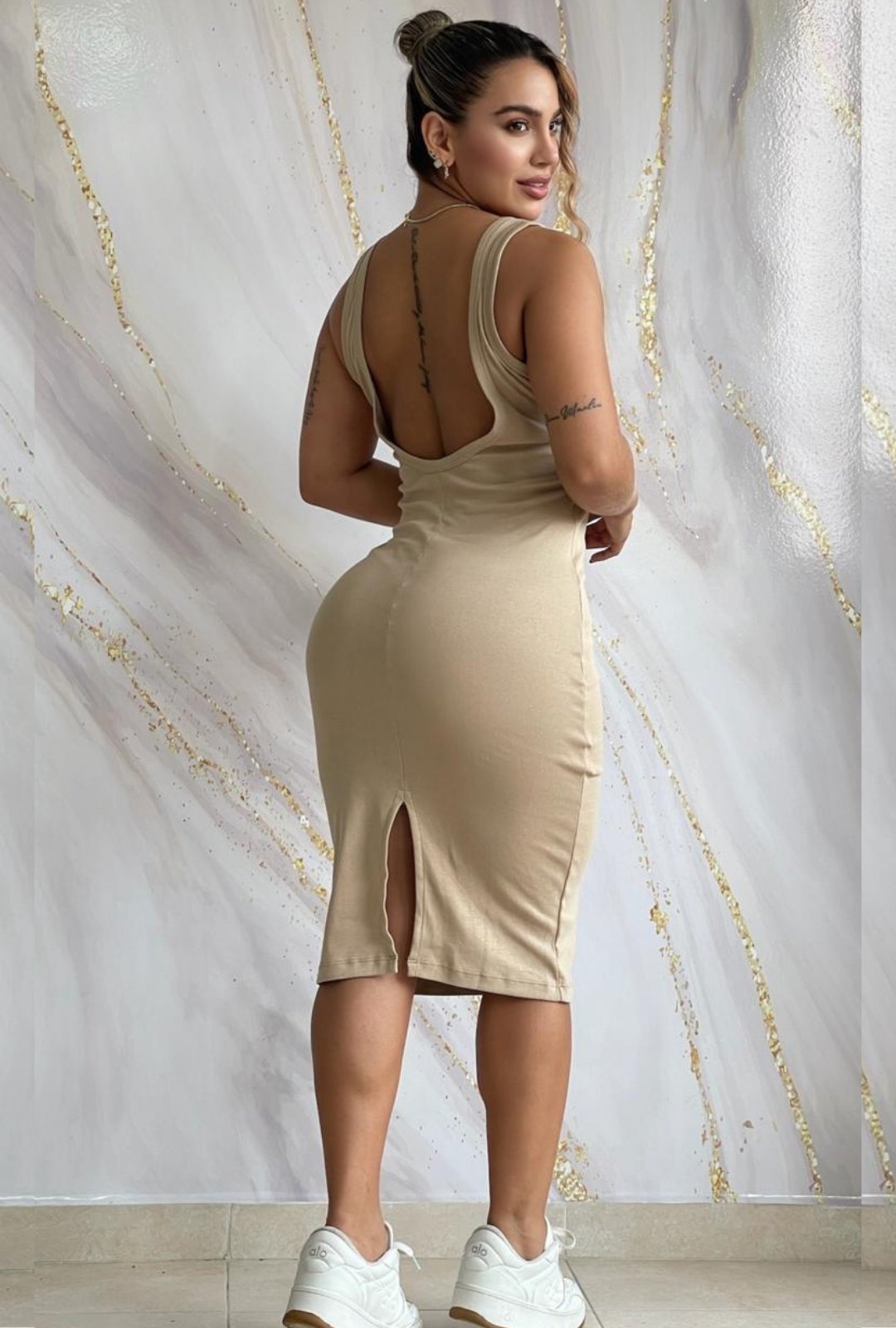 Vestido Con Escote espalda