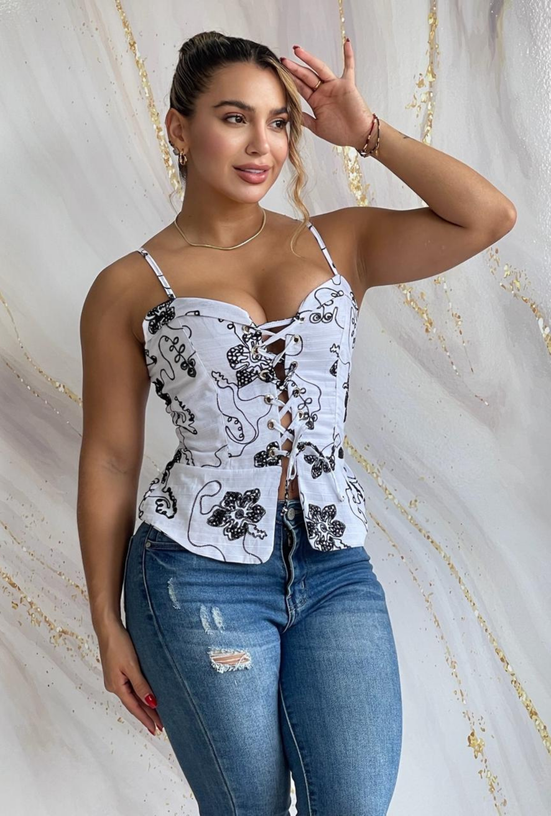 Blusa Lino estampados Bordados