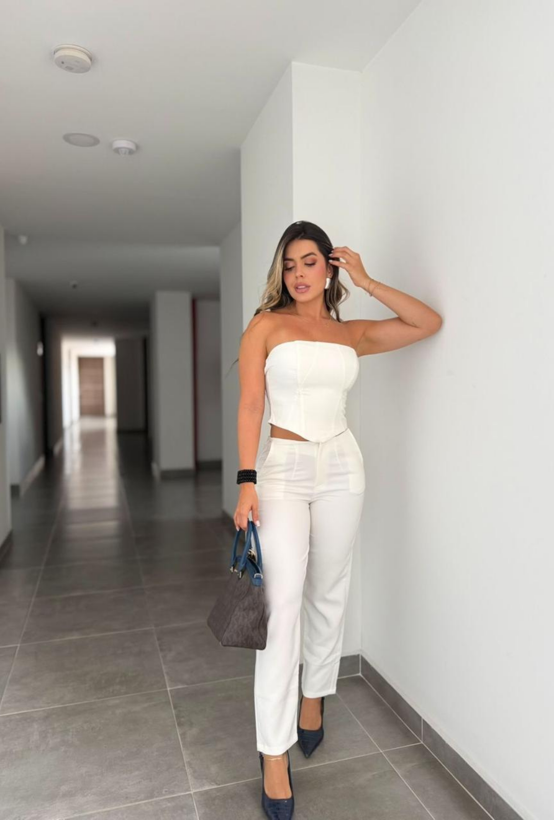 Set Strapless