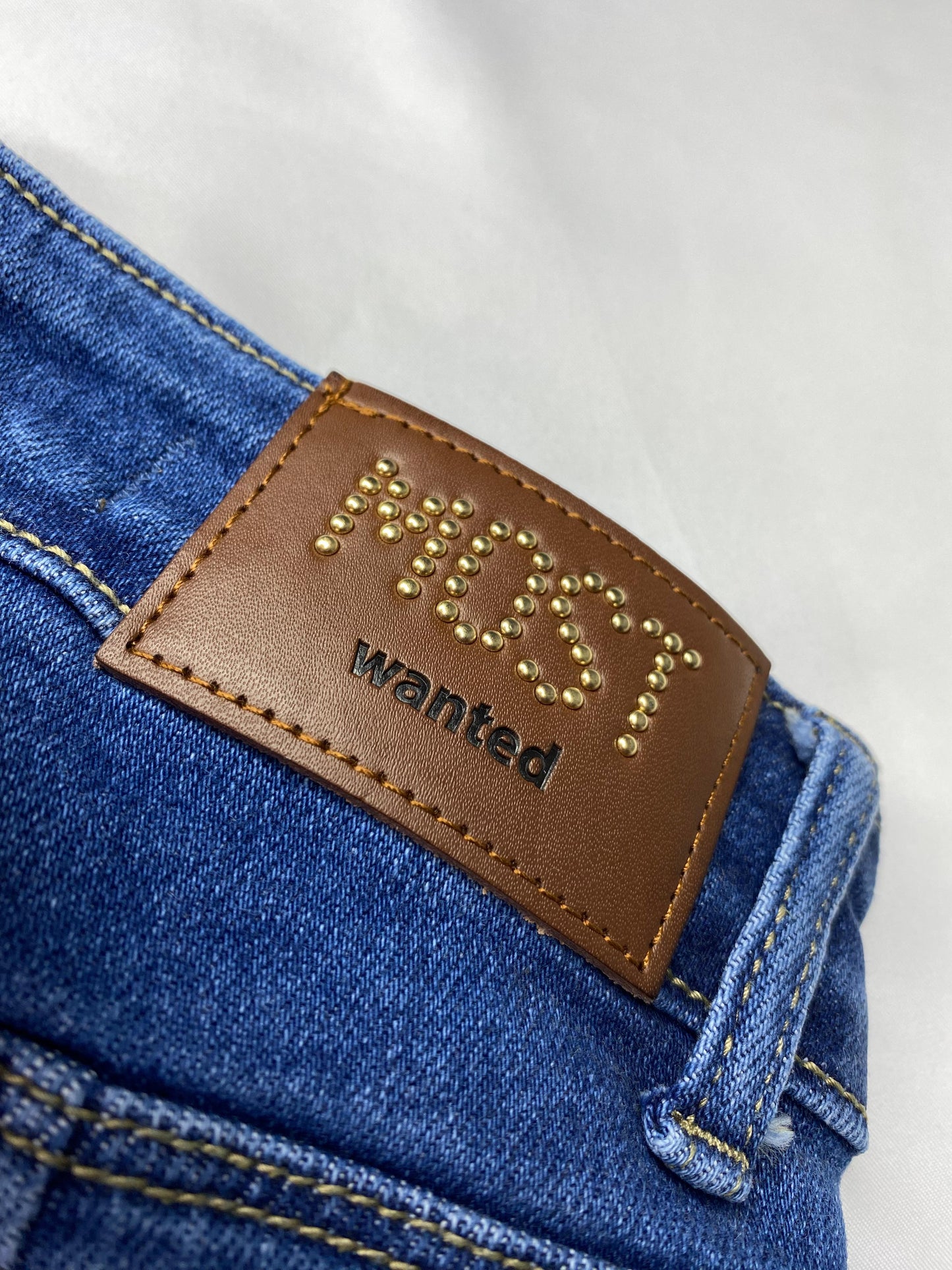 Jean Most Wanted Florecitas azul medio